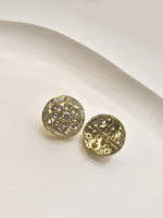 Load image into Gallery viewer, Golden earrings with intricate designs
