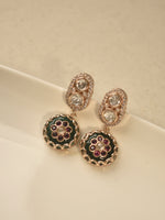 Load image into Gallery viewer, A pair of traditional Earring