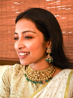 Load image into Gallery viewer, Antique Gold Necklace