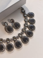 Load image into Gallery viewer, Antique Kundan Necklace