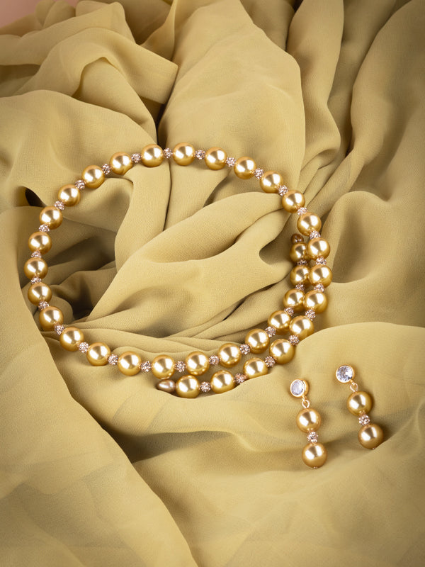 Beads necklace | delicate beads