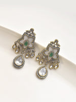Load image into Gallery viewer, Decorative Kundan Earrings with Floral Designs