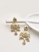 Load image into Gallery viewer, Earrings with Red and Green stones