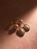 Load image into Gallery viewer, Golden earrings with pearls and gemstones