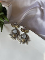 Load image into Gallery viewer, Gray Earrings