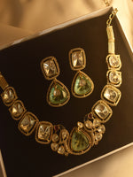 Load image into Gallery viewer, Green Stone Necklace