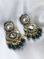 Load image into Gallery viewer, Kundan Earrings