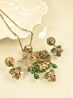 Load image into Gallery viewer, Kundan Pendant