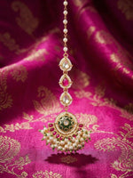 Load image into Gallery viewer, Kundan Maang Tikka with Pearl Drops