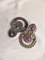 Load image into Gallery viewer, Metal Earrings