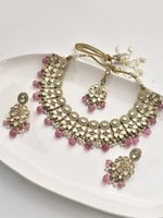 Load image into Gallery viewer, Ornate Necklace with Pink Beads
