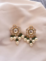 Load image into Gallery viewer, Pearl Earrings