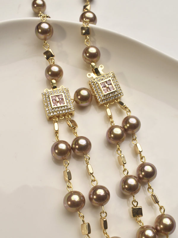 Pearl necklace with square pendants