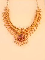 Load image into Gallery viewer, Pink Stone Necklace