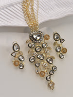 Load image into Gallery viewer, Stylish Kundan Necklace set | Golden Polish Necklace Set