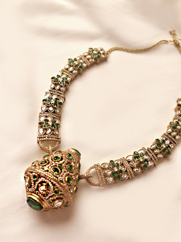 .Kundan Necklace