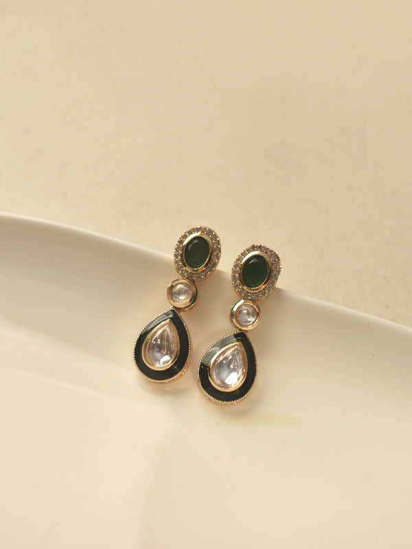 Green and White Teardrop-Shaped Stones Necklace | Gold-Toned Traditional Kundan Necklace