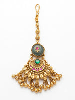 Load image into Gallery viewer, Traditional Floral Motif Maang Tikka with Ruby &amp; Green Stones | Green Stone Antique Finish Bridal Maang Tikka
