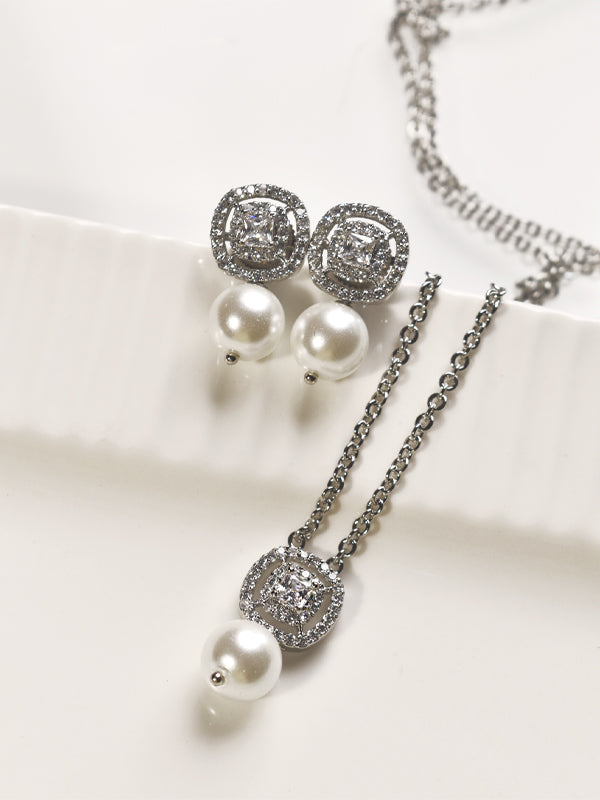 Pearl and Stone Pendant Set | AD Pendant Set