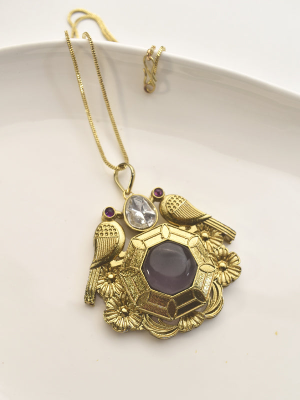 Detailed Pendant Featuring a Pink Stone | Stylish Golden Pendant Set