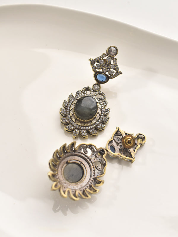 Ornate choker with colorful gemstones | decorative choker with colorful gemstones