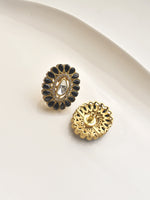 Load image into Gallery viewer, Necklace with a Decorative Pendant | Pendant Set with Kundan and Black Stone
