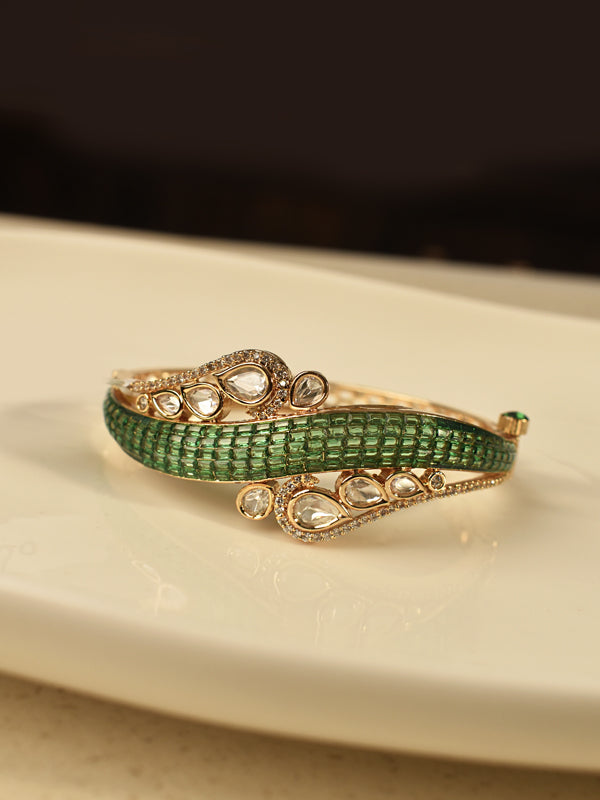 Baguette Green & Polki Swirl Bracelet | Beautiful Green Stone Bracelet