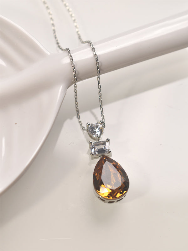 AD Pendant with big stone