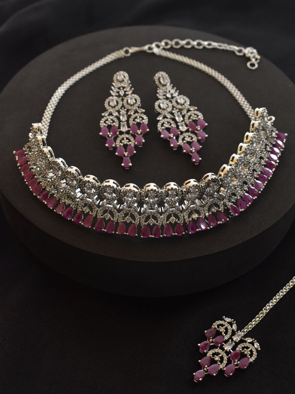 Ad Necklace Set