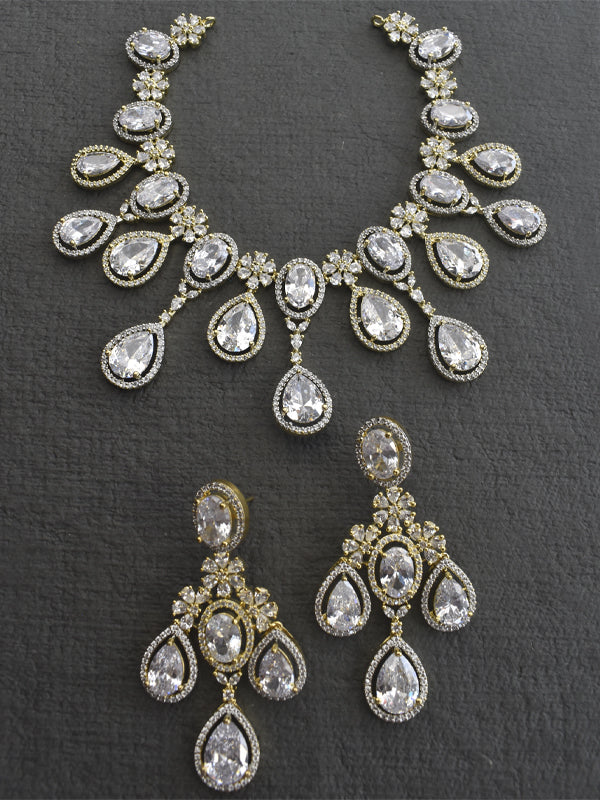 Ad Necklace Set
