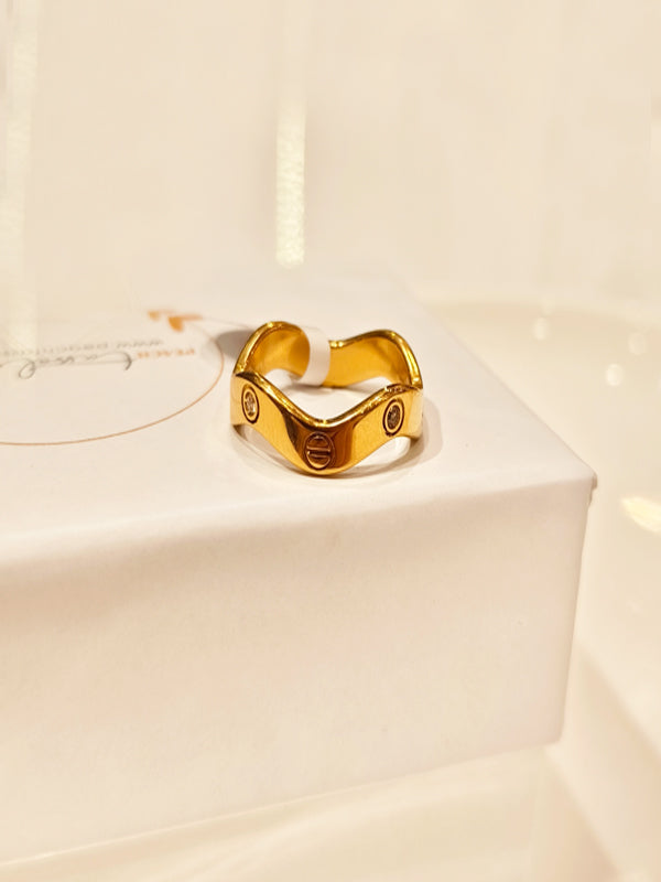 Anti tarnish golden Finger ring