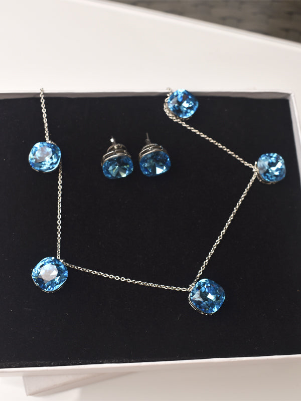 Aqua Blue Stone Pendant Set