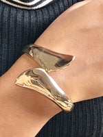 Load image into Gallery viewer, Beautiful Design Bracelet | Stylish Anti tarnish Bracelet
