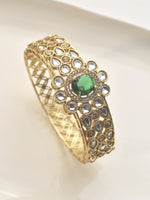 Load image into Gallery viewer, Beautiful Green Stone Bracelet 
