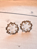 Load image into Gallery viewer, Black Earrings
