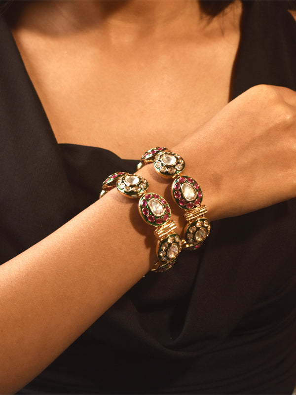 Bracelet with gemstones