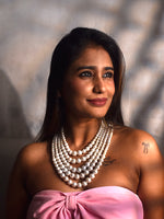 Load image into Gallery viewer, Classic Five Layered Pearl Necklace
