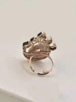 Load image into Gallery viewer, Classic Glow Polki Golden Finger Ring
