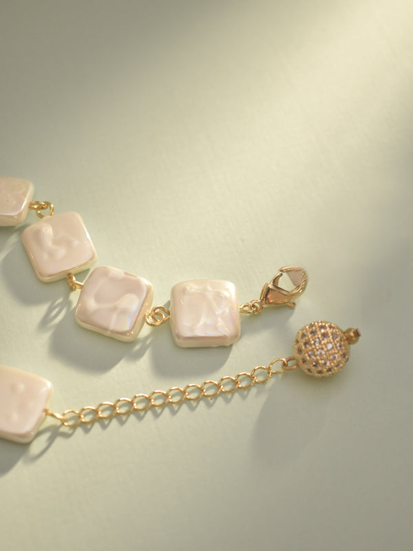 Classic Pearl Bracelet