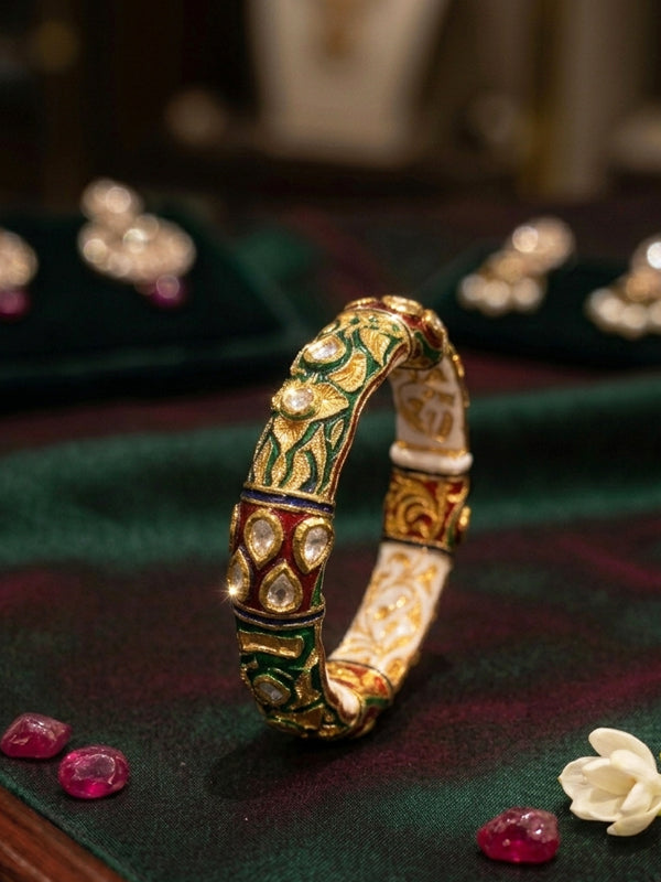 Decorative Bangle with Golden and Green Patterns | The Empress Traditional Kundan Bangle