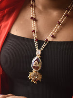 Load image into Gallery viewer, Decorative Necklace with a Pendant 
