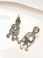 Load image into Gallery viewer, Decorative earrings with gemstones 
