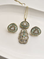 Load image into Gallery viewer, Delicate Pendant Set with a Green Gemstone | Stylish Kundan Pendant Set
