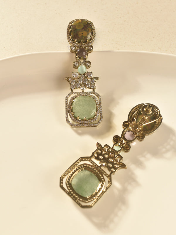  earring with oval green and yellow stones
