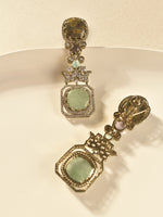 Load image into Gallery viewer,  Earring with Oval Green and Yellow Stones
