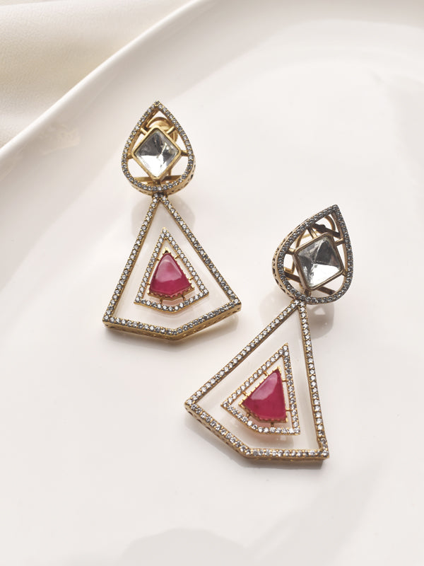 Earrings with Geometric design and Red gemstones 