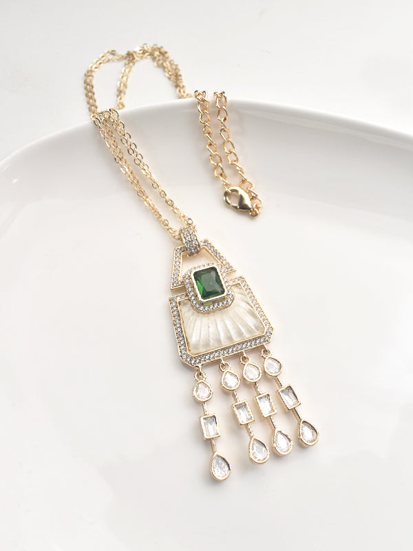 Elegant necklace with a green gemstone and crystal pendants 