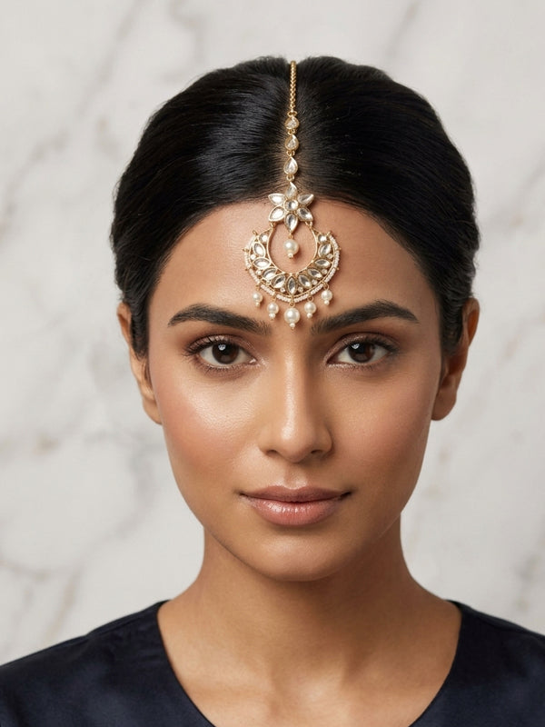 Elegant White Kundan & Pearl Matha Tikka for Weddings