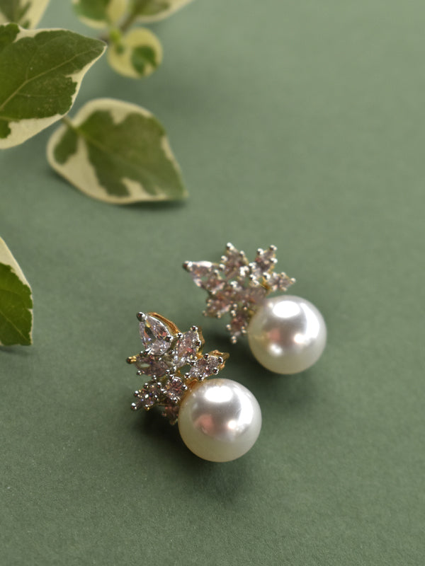 Golden Pearl Earring