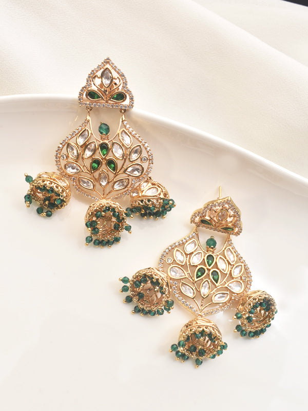 Stylish kundan earring with green beaded